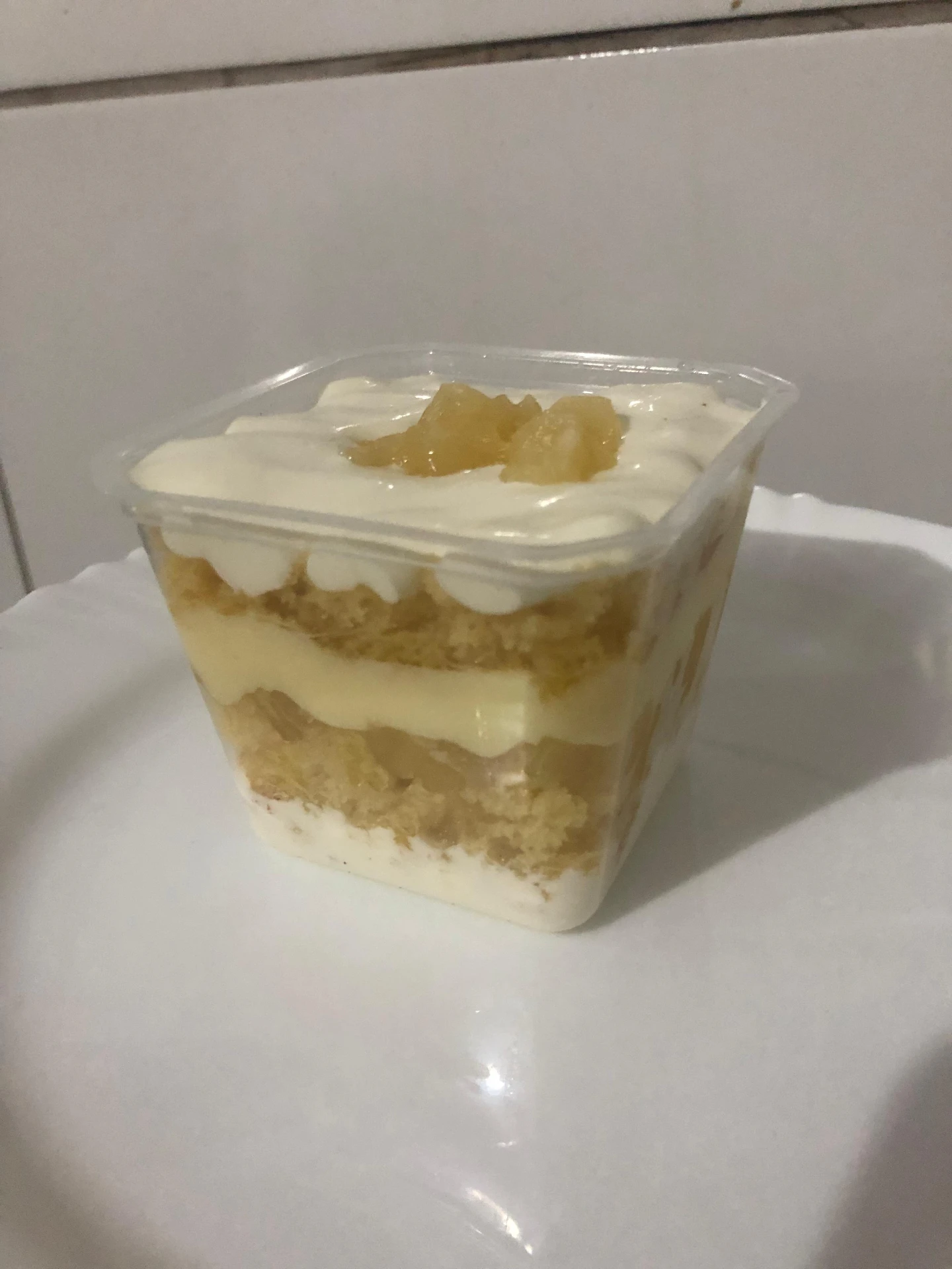 Dessert transformation before MenuPhotoAI enhancement